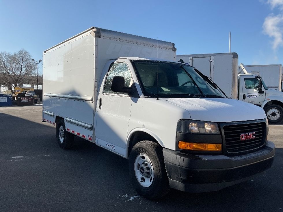 Light Duty Box Truck-Light and Medium Duty Trucks-GMC-2021-Savana G33503-West Valley City-UT-104,558\n\t\tmiles-$ 30,000 - Image 1
