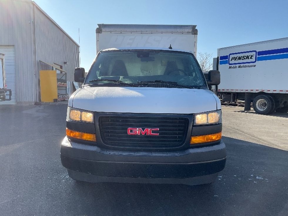 Light Duty Box Truck-Light and Medium Duty Trucks-GMC-2021-Savana G33503-West Valley City-UT-104,558\n\t\tmiles-$ 30,000 - Image 2