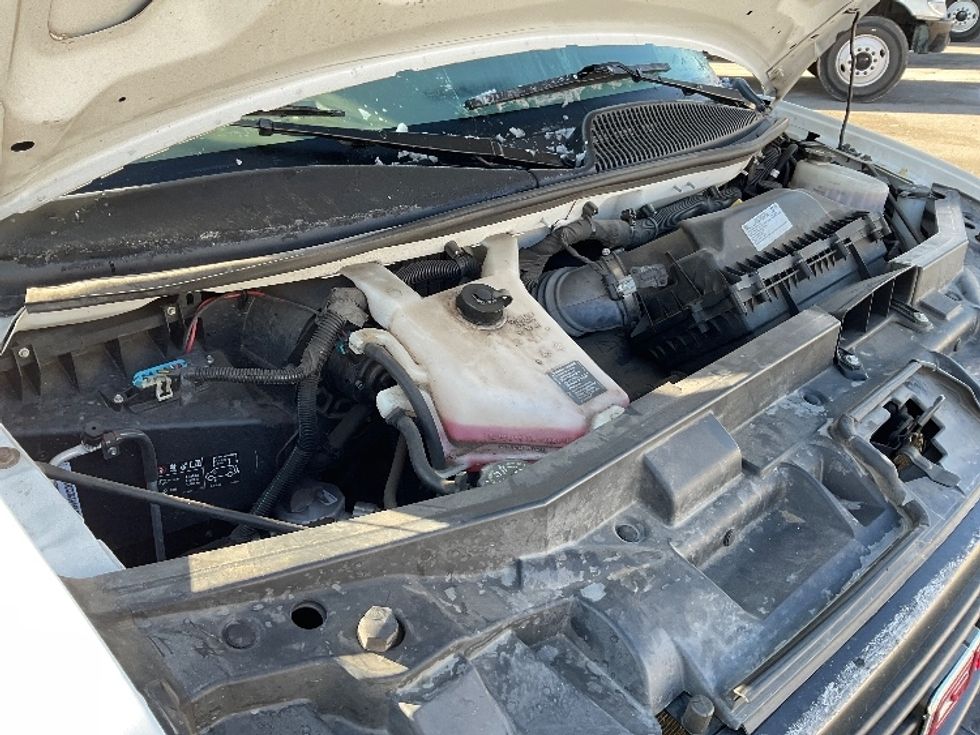 Light Duty Box Truck-Light and Medium Duty Trucks-GMC-2021-Savana G33503-West Valley City-UT-104,558\n\t\tmiles-$ 30,000 - Image 22