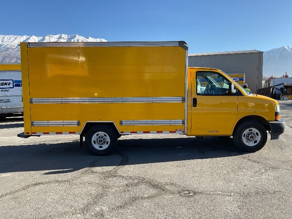 Light Duty Box Truck-Light and Medium Duty Trucks-GMC-2021-Savana G33503-West Valley City-UT-111,395\n\t\tmiles-$ 26,500 - Image 14