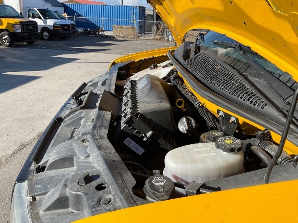 Light Duty Box Truck-Light and Medium Duty Trucks-GMC-2021-Savana G33503-West Valley City-UT-111,395\n\t\tmiles-$ 26,500 - Image 23