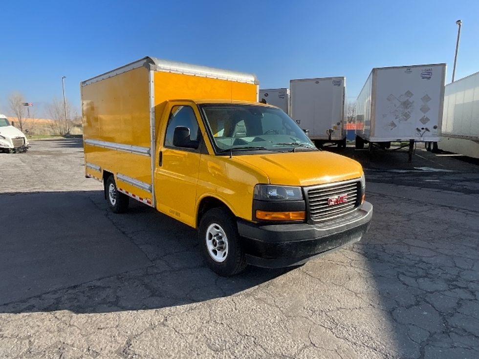 Light Duty Box Truck-Light and Medium Duty Trucks-GMC-2021-Savana G33503-West Valley City-UT-113,141\n\t\tmiles-$ 26,250 - Image 1