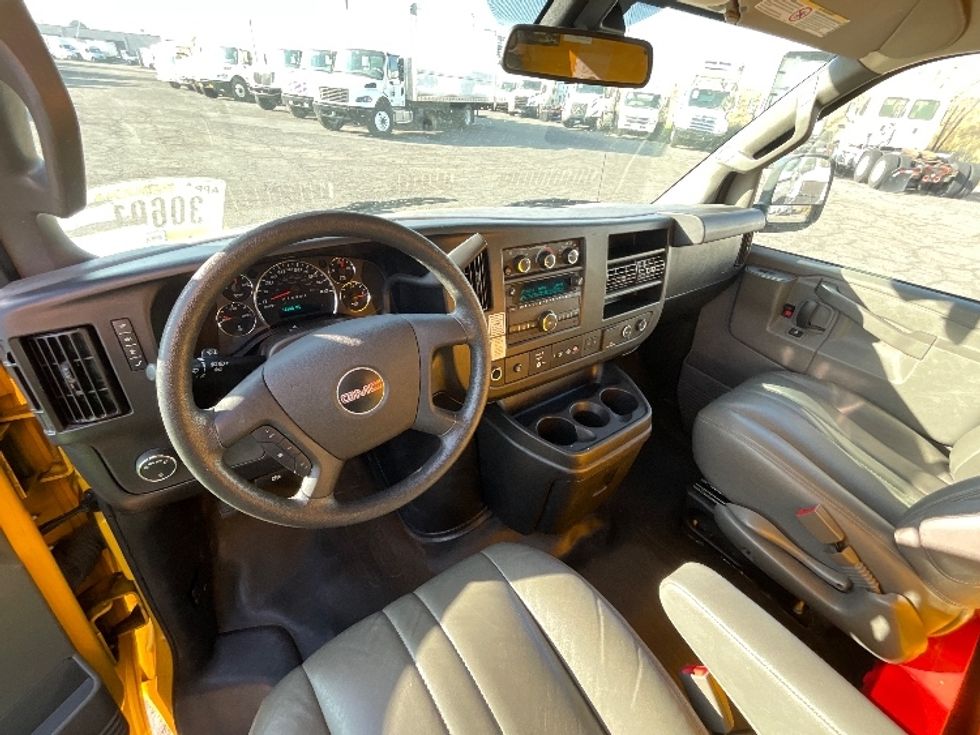 Light Duty Box Truck-Light and Medium Duty Trucks-GMC-2021-Savana G33503-West Valley City-UT-113,141\n\t\tmiles-$ 26,250 - Image 18