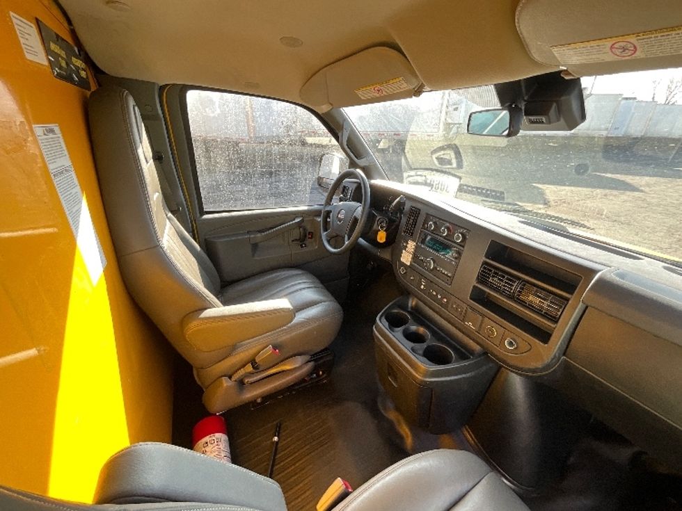 Light Duty Box Truck-Light and Medium Duty Trucks-GMC-2021-Savana G33503-West Valley City-UT-113,141\n\t\tmiles-$ 26,250 - Image 22