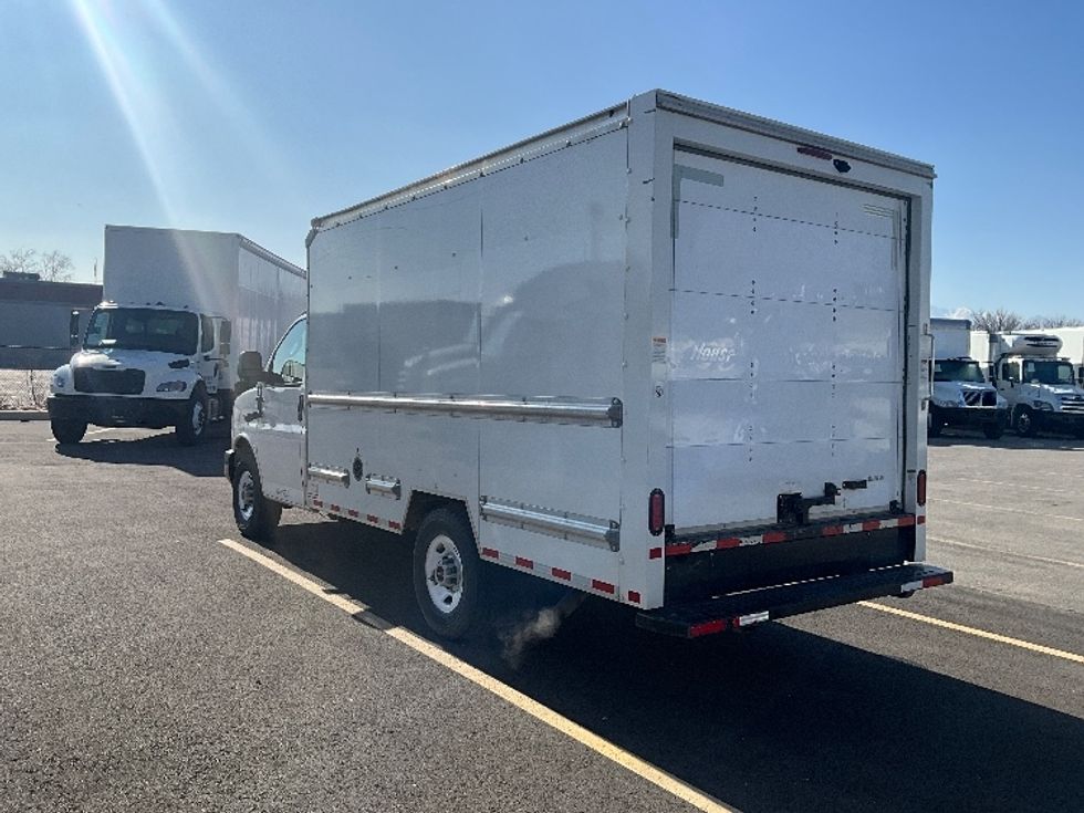 Light Duty Box Truck-Light and Medium Duty Trucks-GMC-2021-Savana G33503-West Valley City-UT-122,075\n\t\tmiles-$ 27,750 - Image 6