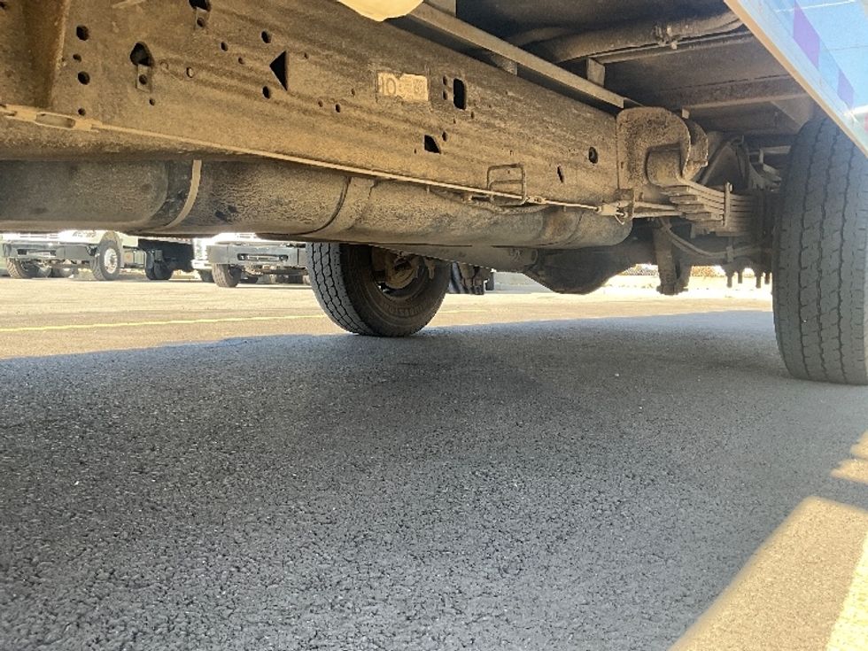 Light Duty Box Truck-Light and Medium Duty Trucks-GMC-2021-Savana G33503-West Valley City-UT-122,075\n\t\tmiles-$ 27,750 - Image 5