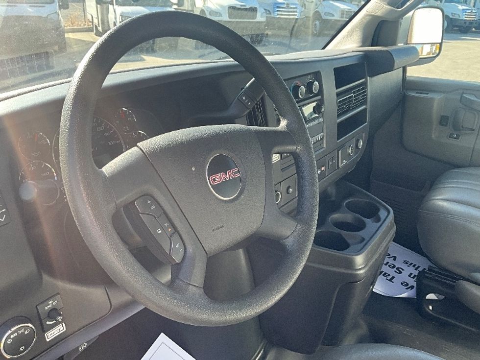 Light Duty Box Truck-Light and Medium Duty Trucks-GMC-2021-Savana G33503-West Valley City-UT-122,075\n\t\tmiles-$ 27,750 - Image 16