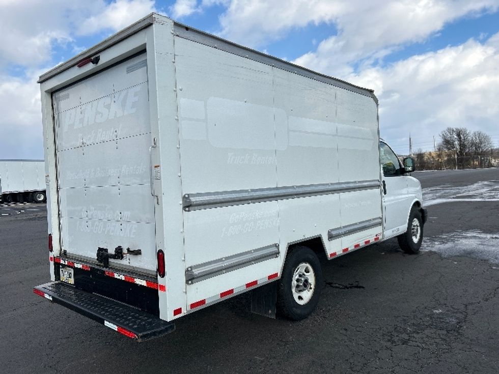 Light Duty Box Truck-Light and Medium Duty Trucks-GMC-2021-Savana G33503-White Deer-PA-107,287\n\t\tmiles-$ 27,250 - Image 12