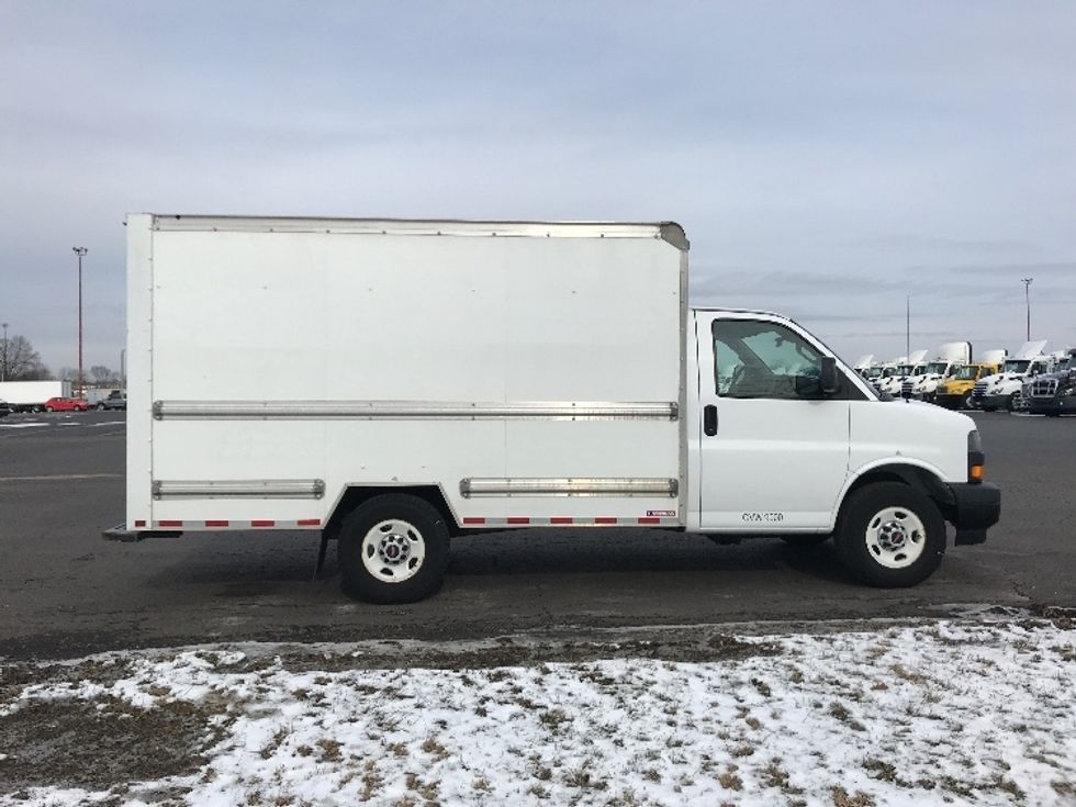 Light Duty Box Truck-Light and Medium Duty Trucks-GMC-2021-Savana G33503-White Deer-PA-110,095\n\t\tmiles-$ 27,000 - Image 11
