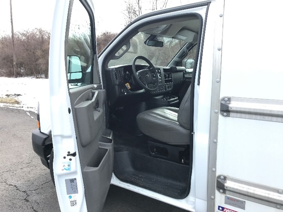 Light Duty Box Truck-Light and Medium Duty Trucks-GMC-2021-Savana G33503-White Deer-PA-110,095\n\t\tmiles-$ 27,000 - Image 12
