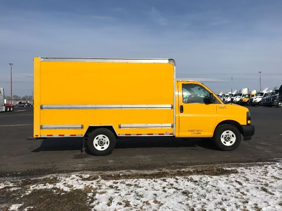 Light Duty Box Truck-Light and Medium Duty Trucks-GMC-2021-Savana G33503-White Deer-PA-111,372\n\t\tmiles-$ 24,500 - Image 11