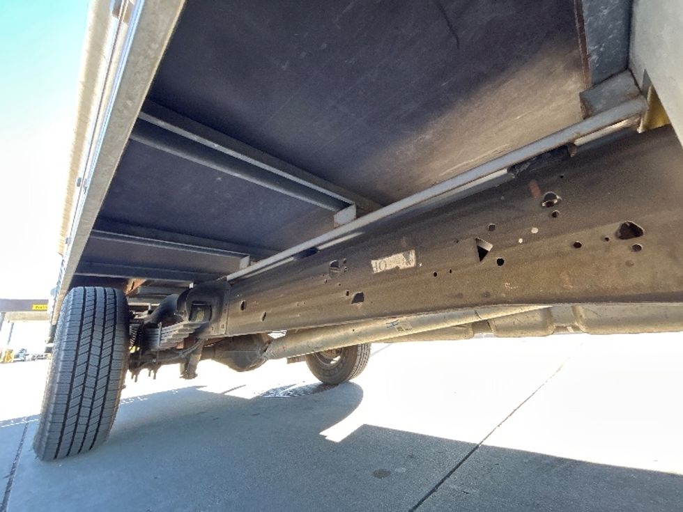 Light Duty Box Truck-Light and Medium Duty Trucks-GMC-2021-Savana G33503-Wichita-KS-103,074\n\t\tmiles-$ 26,000 - Image 13