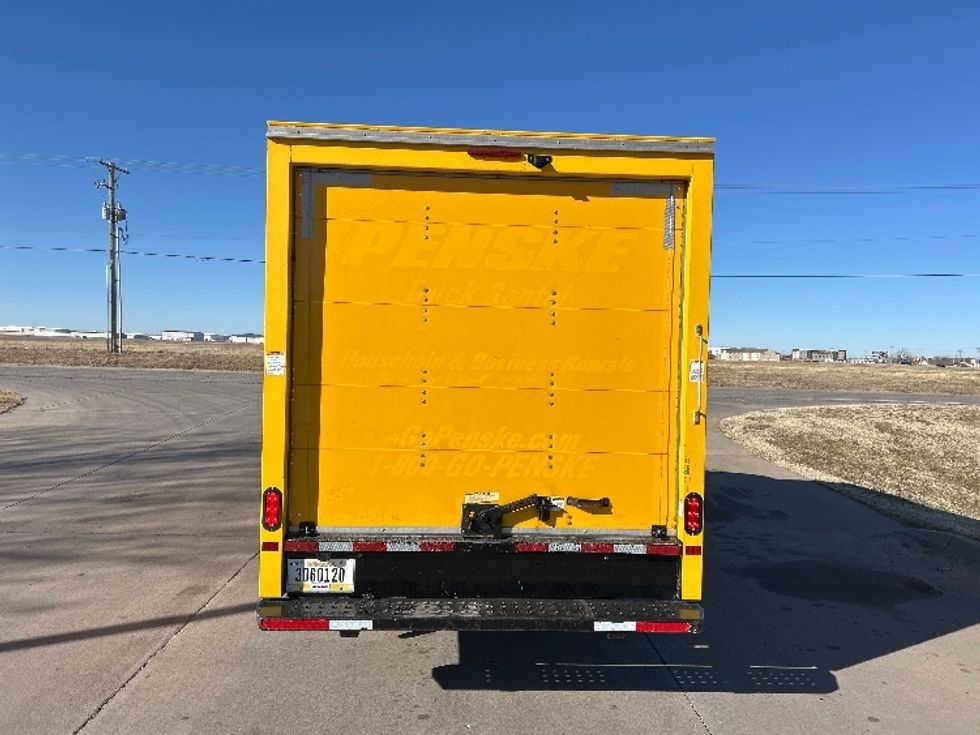 Light Duty Box Truck-Light and Medium Duty Trucks-GMC-2021-Savana G33503-Wichita-KS-103,074\n\t\tmiles-$ 26,000 - Image 7