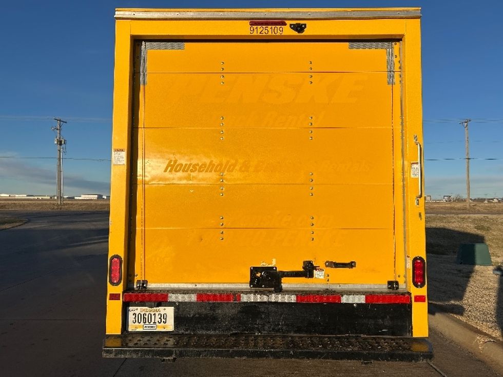 Light Duty Box Truck-Light and Medium Duty Trucks-GMC-2021-Savana G33503-Wichita-KS-109,348\n\t\tmiles-$ 25,250 - Image 7