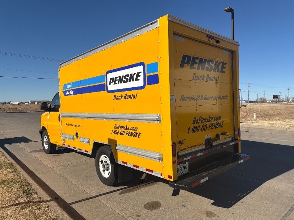 Light Duty Box Truck-Light and Medium Duty Trucks-GMC-2021-Savana G33503-Wichita-KS-112,387\n\t\tmiles-$ 25,000 - Image 6