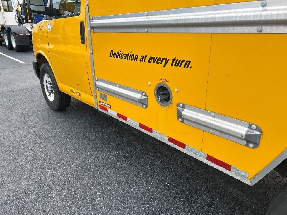 Light Duty Box Truck-Light and Medium Duty Trucks-GMC-2021-Savana G33503-Winston Salem-NC-119,549\n\t\tmiles-$ 25,750 - Image 5