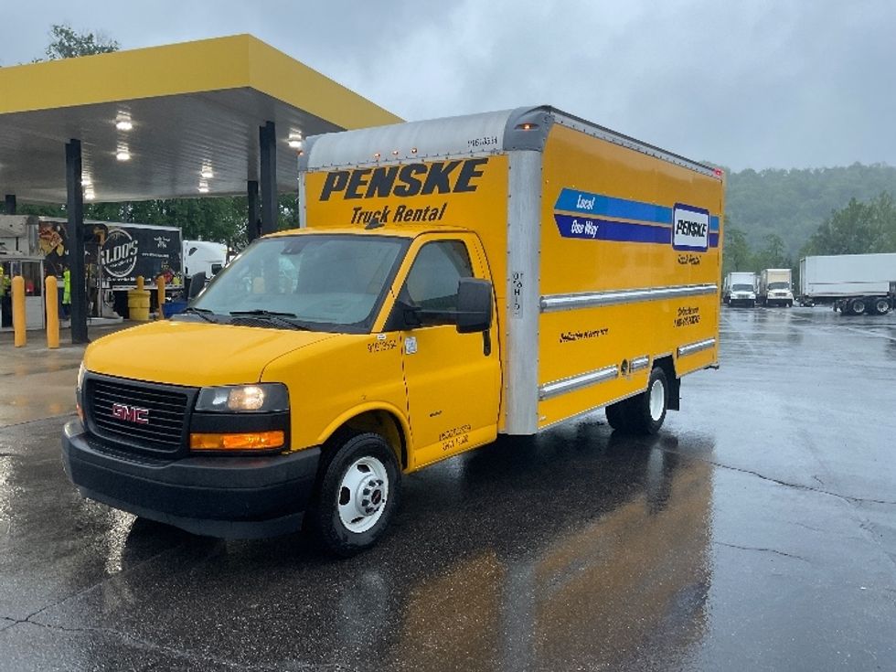 Light Duty Box Truck-Light and Medium Duty Trucks-GMC-2021-Savana G33903-Akron-OH-100,620\n\t\tmiles-$ 25,250 - Image 3