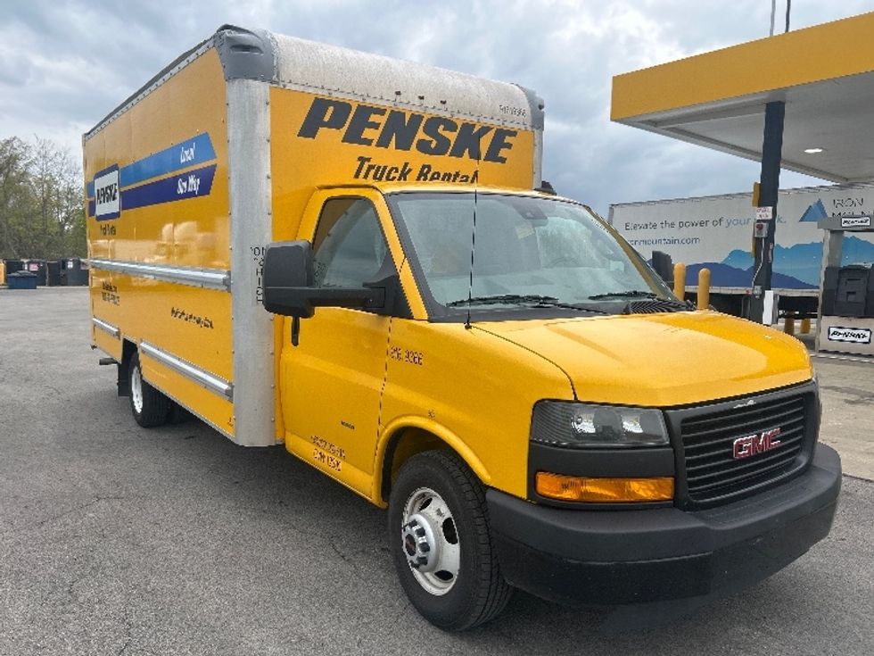 Light Duty Box Truck-Light and Medium Duty Trucks-GMC-2021-Savana G33903-Akron-OH-101,000\n\t\tmiles-$ 25,250 - Image 1