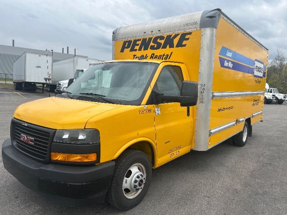 Light Duty Box Truck-Light and Medium Duty Trucks-GMC-2021-Savana G33903-Akron-OH-101,000\n\t\tmiles-$ 25,250 - Image 3