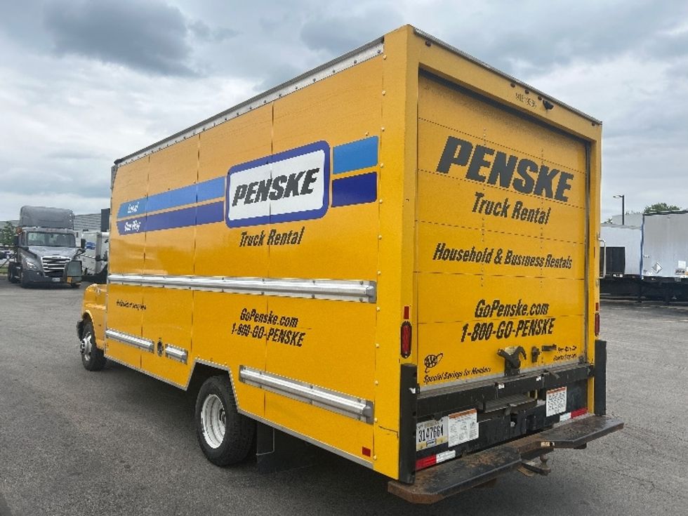 Light Duty Box Truck-Light and Medium Duty Trucks-GMC-2021-Savana G33903-Akron-OH-101,000\n\t\tmiles-$ 25,250 - Image 6