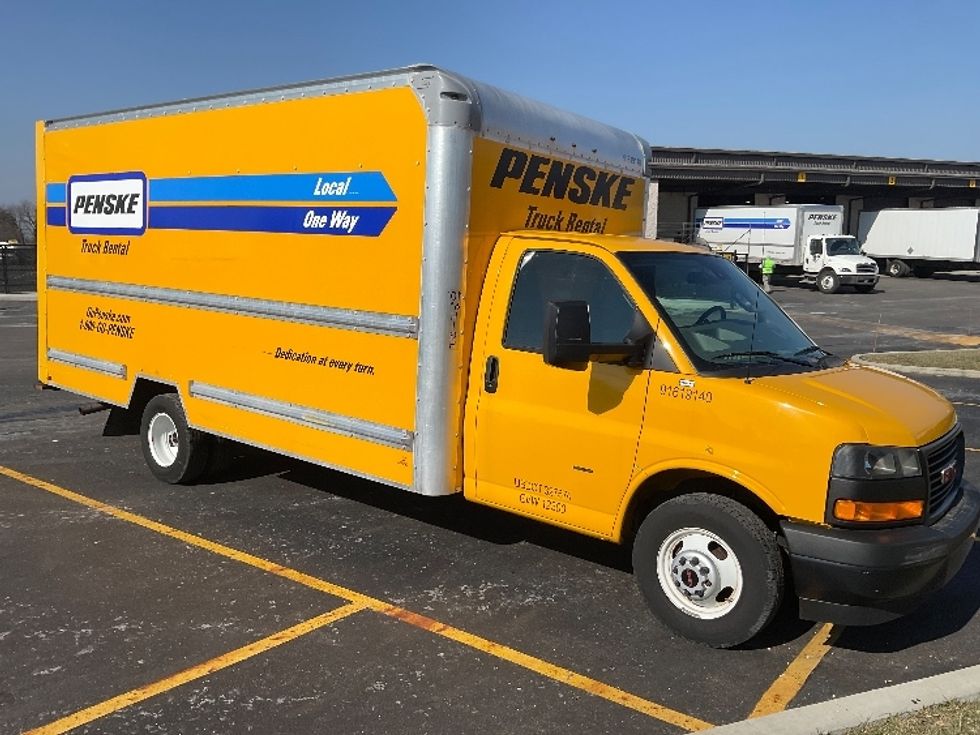 Light Duty Box Truck-Light and Medium Duty Trucks-GMC-2021-Savana G33903-Akron-OH-101,143\n\t\tmiles-$ 26,000 - Image 1