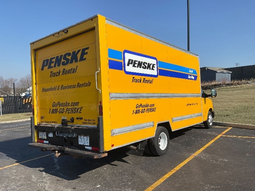 Light Duty Box Truck-Light and Medium Duty Trucks-GMC-2021-Savana G33903-Akron-OH-101,143\n\t\tmiles-$ 26,000 - Image 13