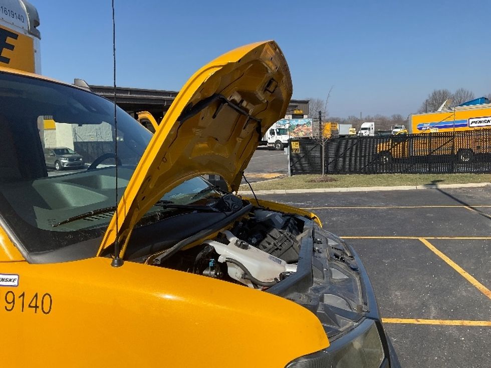 Light Duty Box Truck-Light and Medium Duty Trucks-GMC-2021-Savana G33903-Akron-OH-101,143\n\t\tmiles-$ 26,000 - Image 22