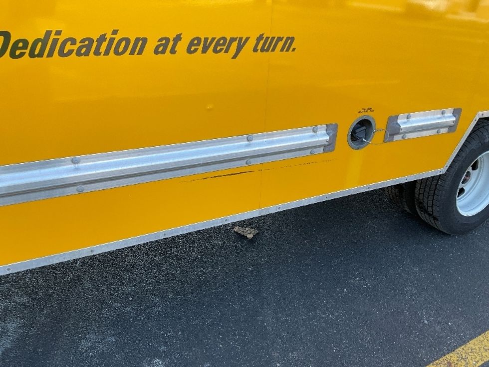 Light Duty Box Truck-Light and Medium Duty Trucks-GMC-2021-Savana G33903-Akron-OH-101,143\n\t\tmiles-$ 26,000 - Image 25