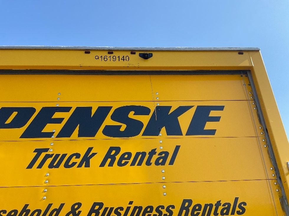 Light Duty Box Truck-Light and Medium Duty Trucks-GMC-2021-Savana G33903-Akron-OH-101,143\n\t\tmiles-$ 26,000 - Image 26