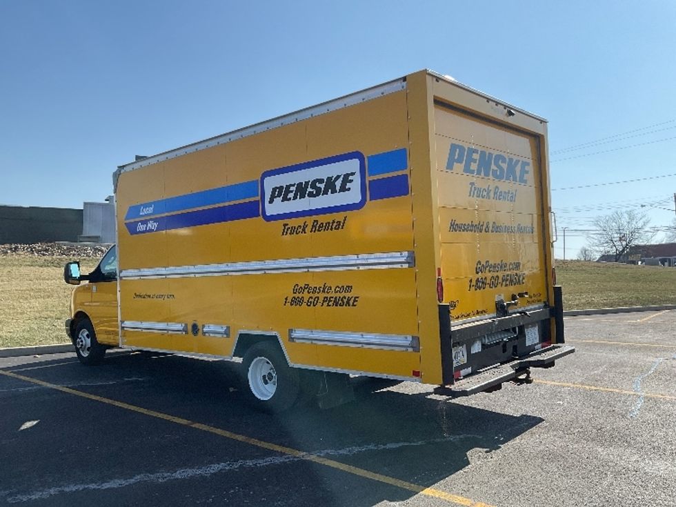 Light Duty Box Truck-Light and Medium Duty Trucks-GMC-2021-Savana G33903-Akron-OH-101,143\n\t\tmiles-$ 26,000 - Image 6