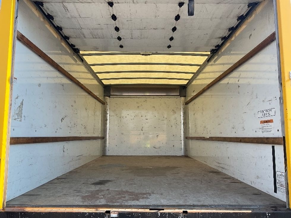 Light Duty Box Truck-Light and Medium Duty Trucks-GMC-2021-Savana G33903-Akron-OH-101,143\n\t\tmiles-$ 26,000 - Image 8
