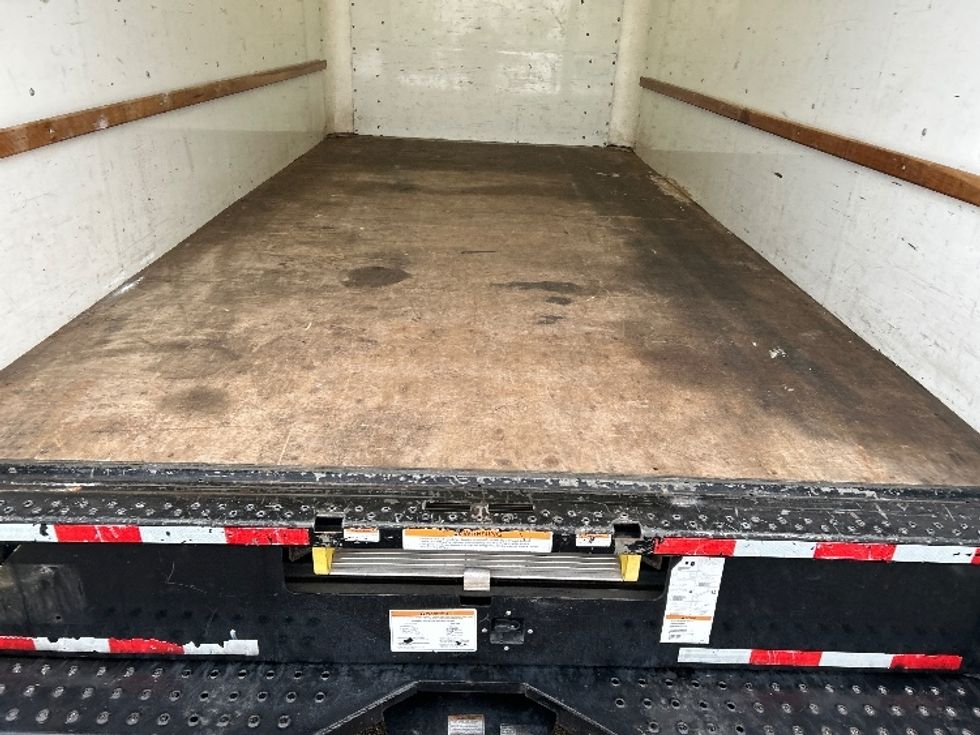 Light Duty Box Truck-Light and Medium Duty Trucks-GMC-2021-Savana G33903-Akron-OH-118,920\n\t\tmiles-$ 27,750 - Image 10