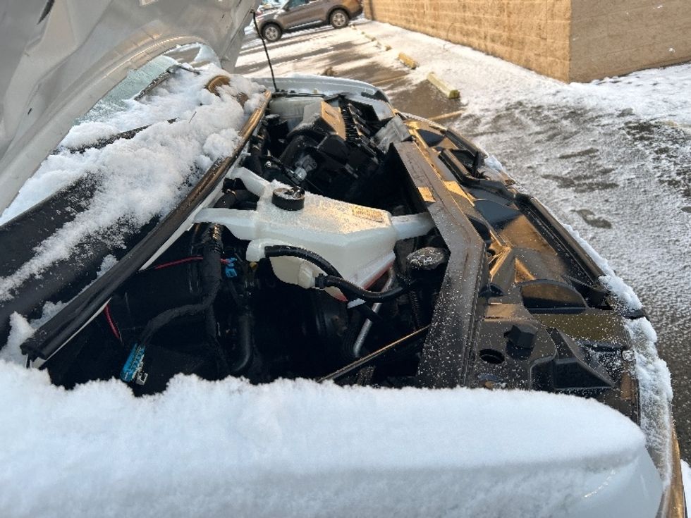 Light Duty Box Truck-Light and Medium Duty Trucks-GMC-2021-Savana G33903-Akron-OH-118,920\n\t\tmiles-$ 27,750 - Image 23