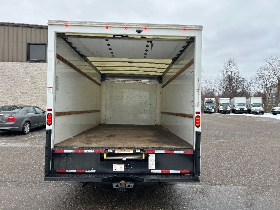 Light Duty Box Truck-Light and Medium Duty Trucks-GMC-2021-Savana G33903-Akron-OH-118,920\n\t\tmiles-$ 27,750 - Image 9