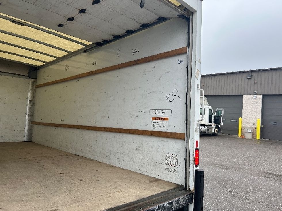 Light Duty Box Truck-Light and Medium Duty Trucks-GMC-2021-Savana G33903-Akron-OH-87,622\n\t\tmiles-$ 31,250 - Image 12