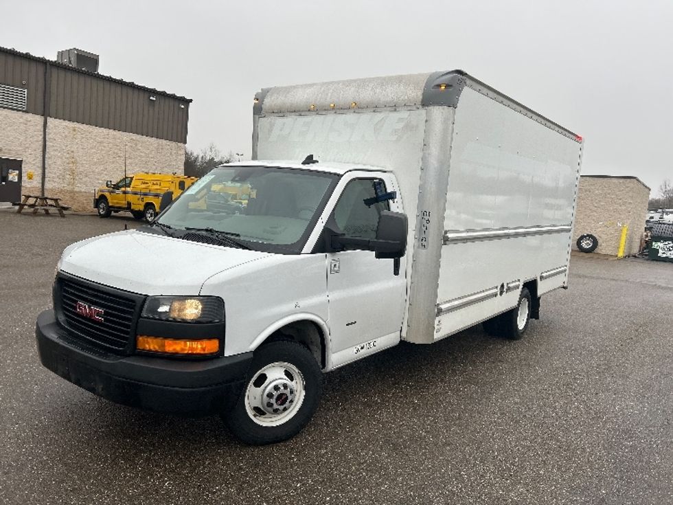 Light Duty Box Truck-Light and Medium Duty Trucks-GMC-2021-Savana G33903-Akron-OH-87,622\n\t\tmiles-$ 31,250 - Image 3