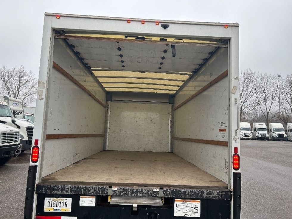 Light Duty Box Truck-Light and Medium Duty Trucks-GMC-2021-Savana G33903-Akron-OH-87,622\n\t\tmiles-$ 31,250 - Image 8