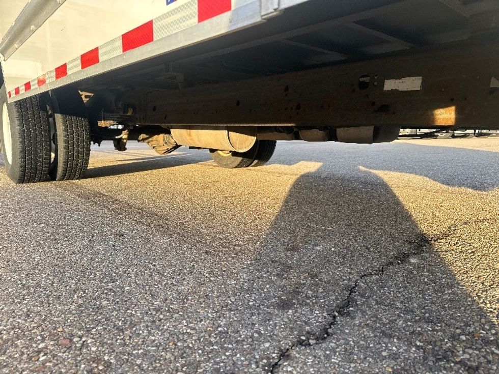 Light Duty Box Truck-Light and Medium Duty Trucks-GMC-2021-Savana G33903-Akron-OH-89,264\n\t\tmiles-$ 31,250 - Image 12