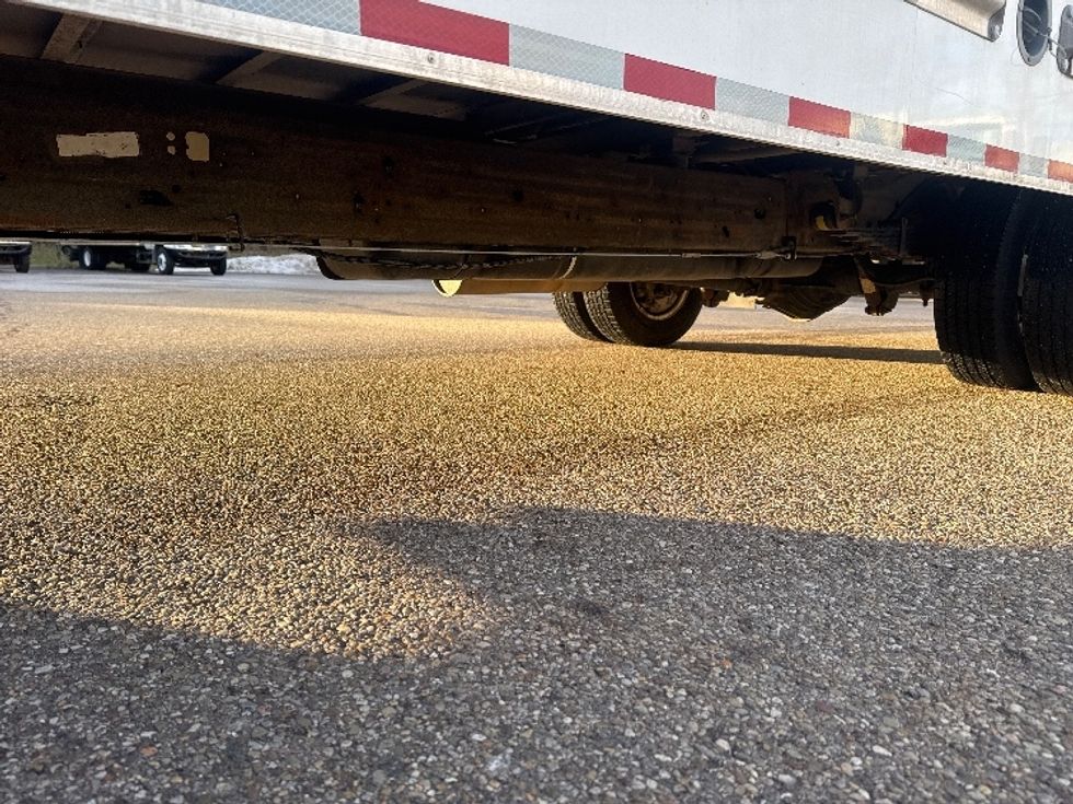 Light Duty Box Truck-Light and Medium Duty Trucks-GMC-2021-Savana G33903-Akron-OH-89,264\n\t\tmiles-$ 31,250 - Image 5