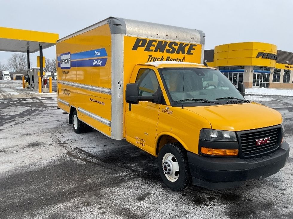 Light Duty Box Truck-Light and Medium Duty Trucks-GMC-2021-Savana G33903-Akron-OH-89,269\n\t\tmiles-$ 28,250 - Image 1