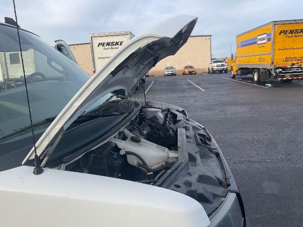 Light Duty Box Truck-Light and Medium Duty Trucks-GMC-2021-Savana G33903-Akron-OH-92,555\n\t\tmiles-$ 28,250 - Image 23