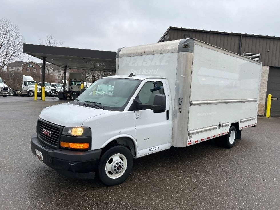 Light Duty Box Truck-Light and Medium Duty Trucks-GMC-2021-Savana G33903-Akron-OH-99,610\n\t\tmiles-$ 30,000 - Image 3