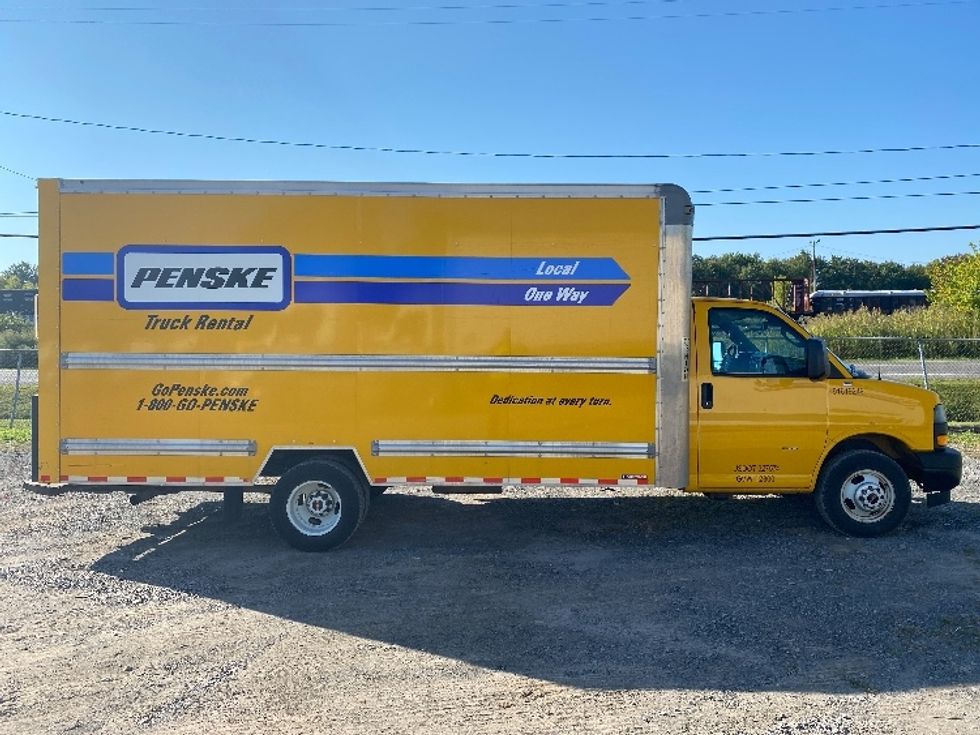 Light Duty Box Truck-Light and Medium Duty Trucks-GMC-2021-Savana G33903-Albany-NY-80,114\n\t\tmiles-$ 26,750 - Image 14