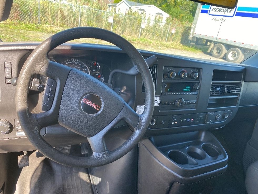 Light Duty Box Truck-Light and Medium Duty Trucks-GMC-2021-Savana G33903-Albany-NY-80,114\n\t\tmiles-$ 26,750 - Image 16