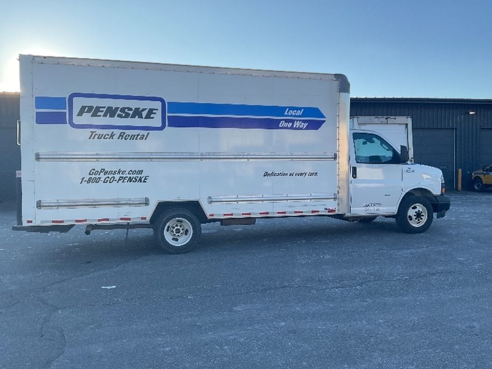 Light Duty Box Truck-Light and Medium Duty Trucks-GMC-2021-Savana G33903-Albany-NY-85,847\n\t\tmiles-$ 29,750 - Image 15