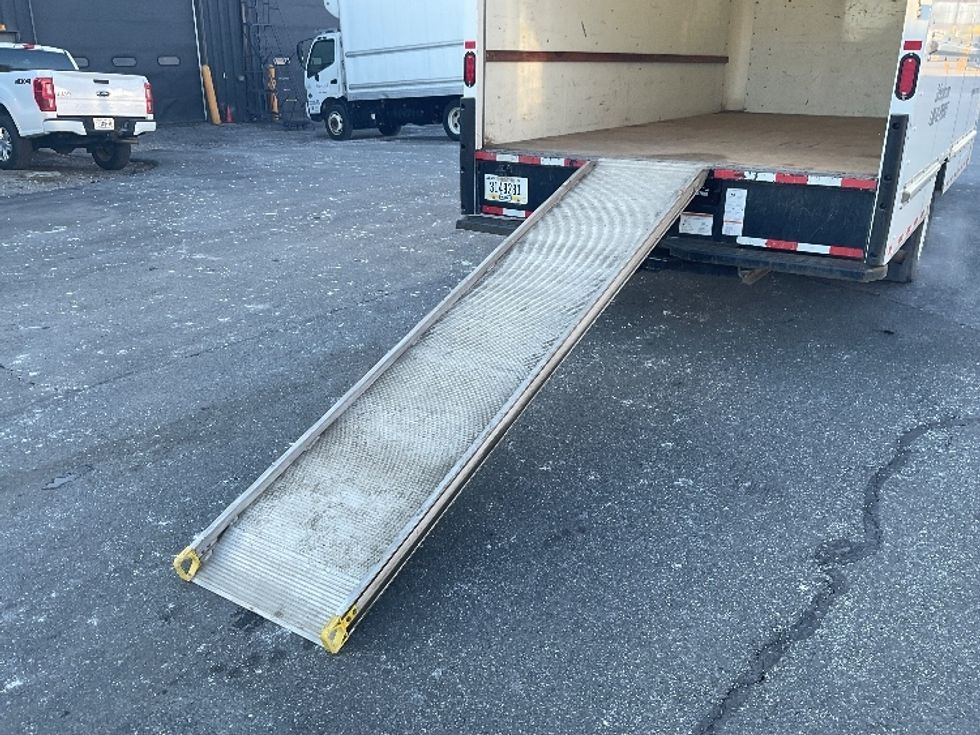 Light Duty Box Truck-Light and Medium Duty Trucks-GMC-2021-Savana G33903-Albany-NY-85,847\n\t\tmiles-$ 29,750 - Image 9