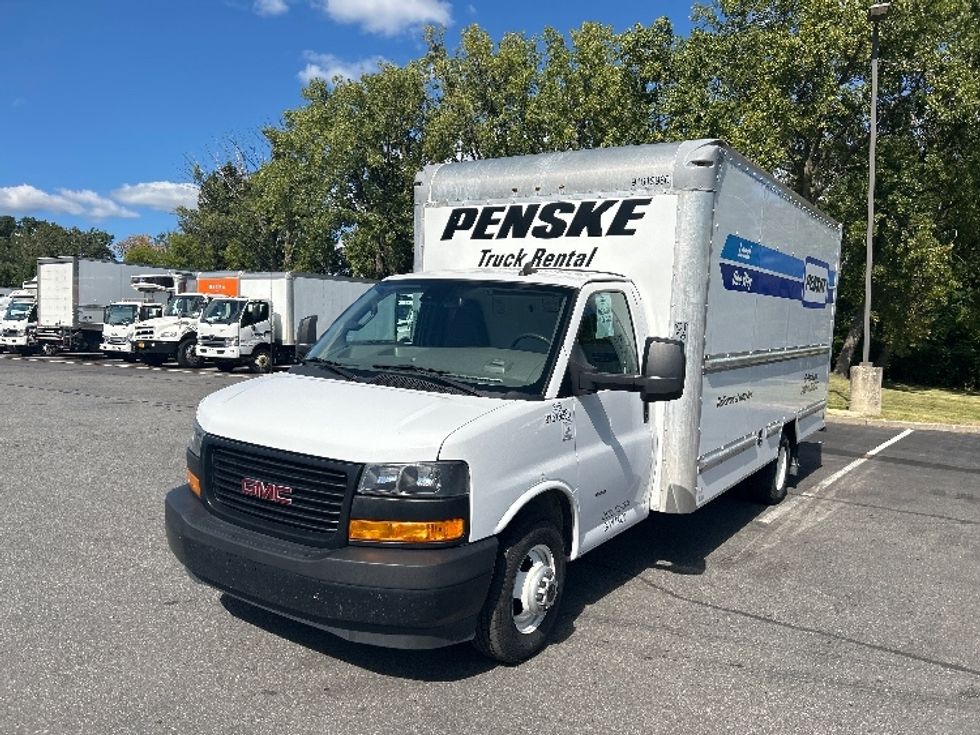 Light Duty Box Truck-Light and Medium Duty Trucks-GMC-2021-Savana G33903-Albany-NY-88,191\n\t\tmiles-$ 29,000 - Image 3