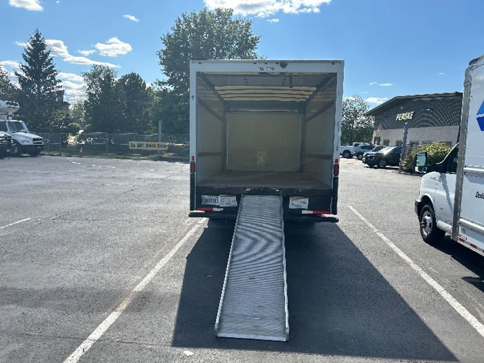 Light Duty Box Truck-Light and Medium Duty Trucks-GMC-2021-Savana G33903-Albany-NY-88,191\n\t\tmiles-$ 29,000 - Image 8