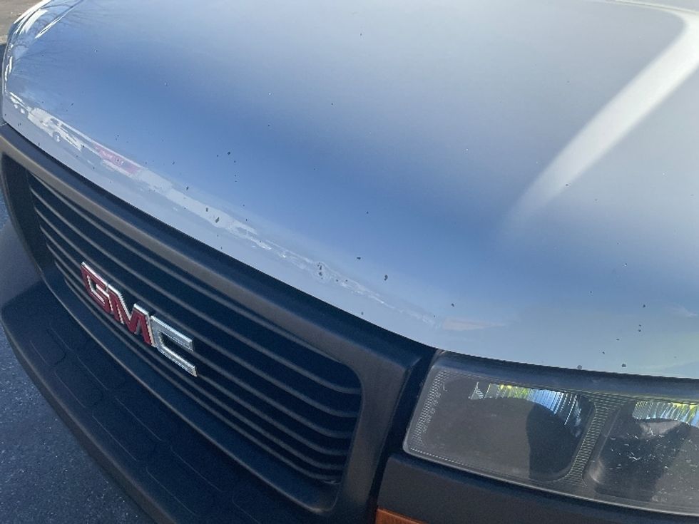 Light Duty Box Truck-Light and Medium Duty Trucks-GMC-2021-Savana G33903-Albany-NY-93,120\n\t\tmiles-$ 28,500 - Image 26