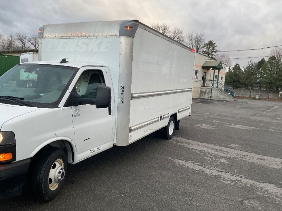 Light Duty Box Truck-Light and Medium Duty Trucks-GMC-2021-Savana G33903-Albany-NY-93,120\n\t\tmiles-$ 28,500 - Image 3